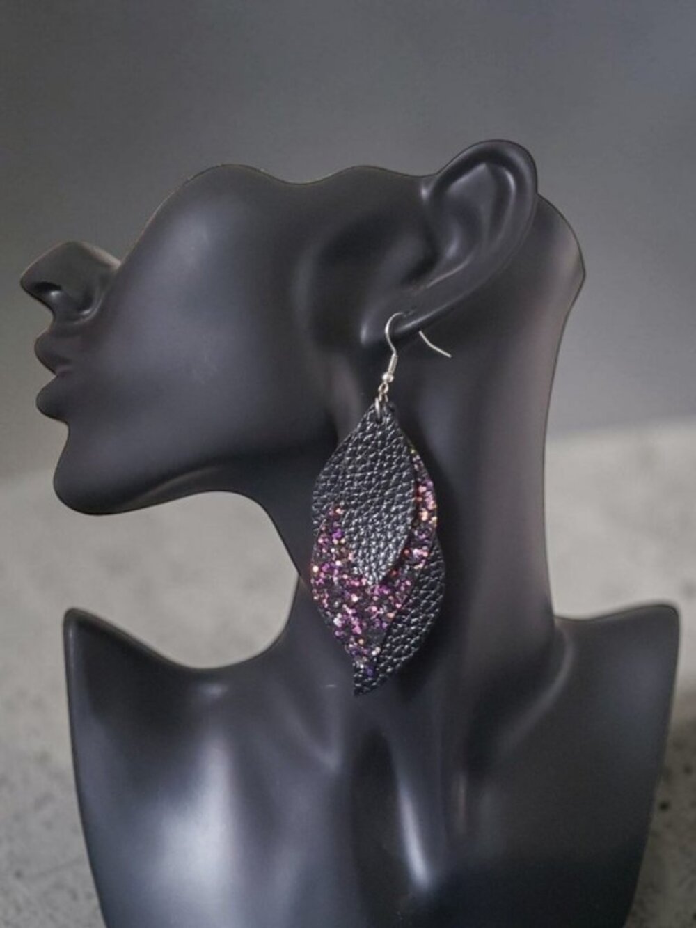 Black Leather Women's Pierced Teardrop Earrings w/Purple Glitter Accents ✨NWT✨